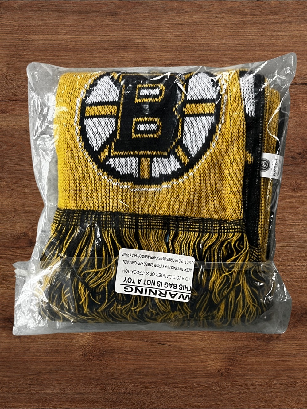 NHL Boston Bruins Stanley Cup 2011 Yellow Black White Knit Scarf